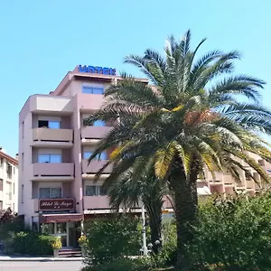 Maya ** Cavalaire-sur-Mer