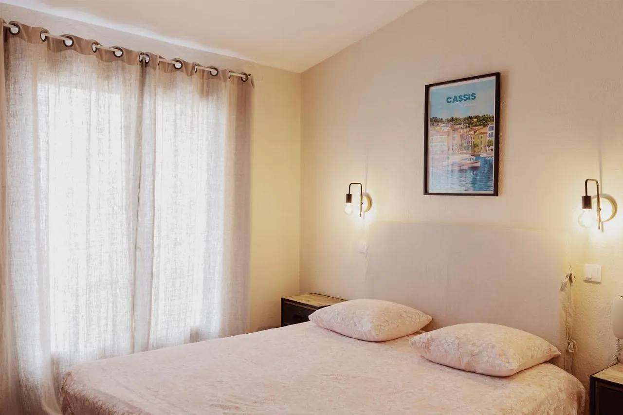 Coq Hotel Cogolin